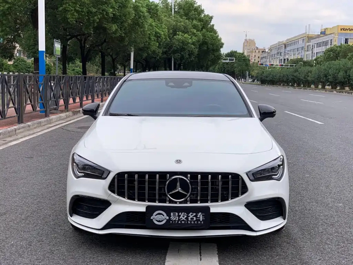 MERCEDES BENZ CLA AMG  2022