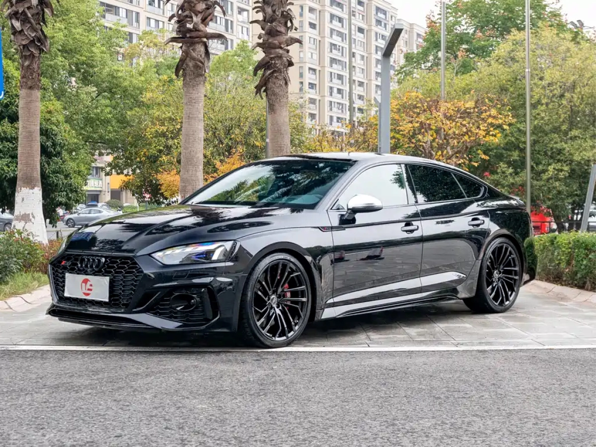 AUDI RS 5  2023
