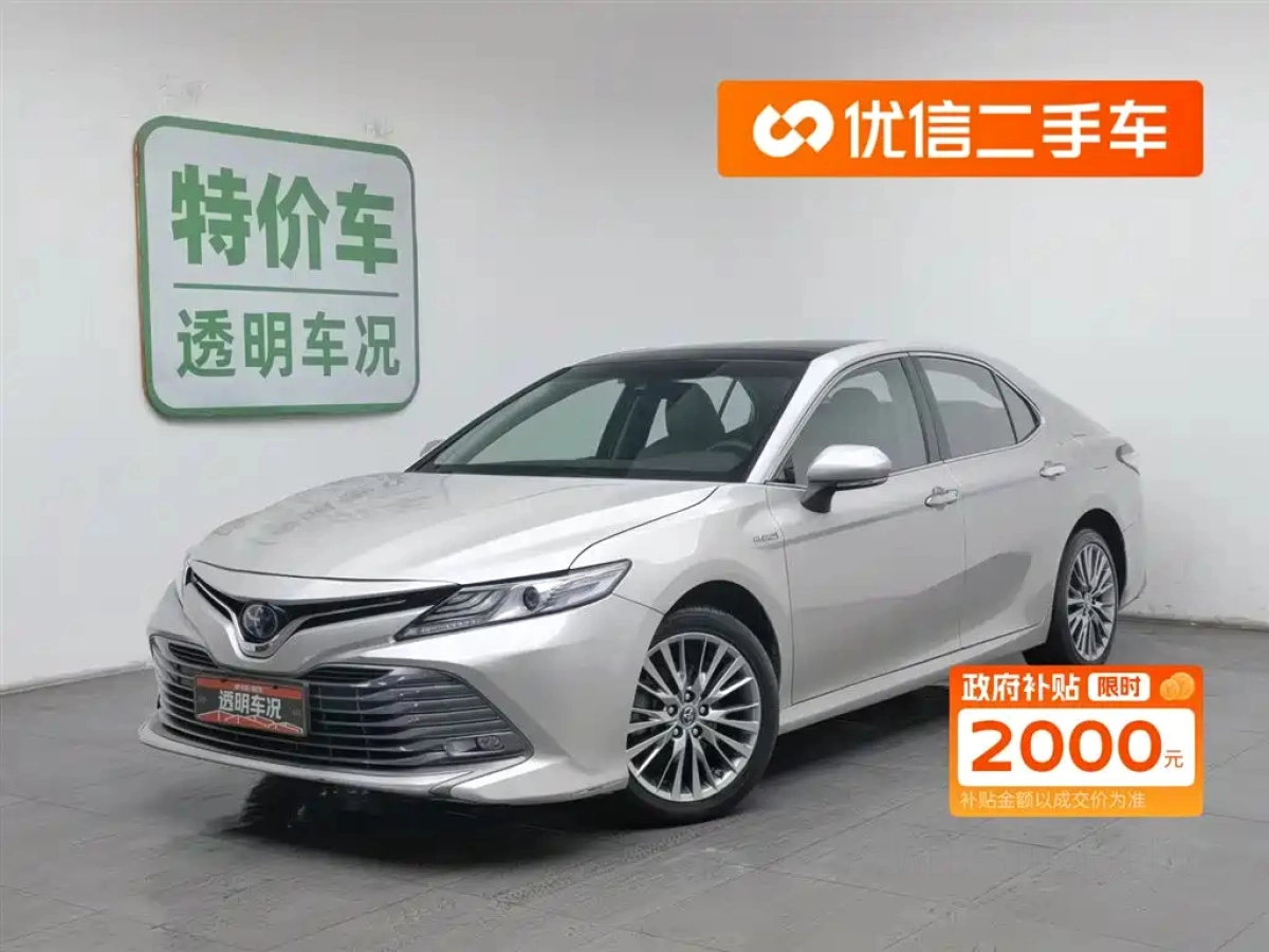 TOYOTA CAMRY  2019