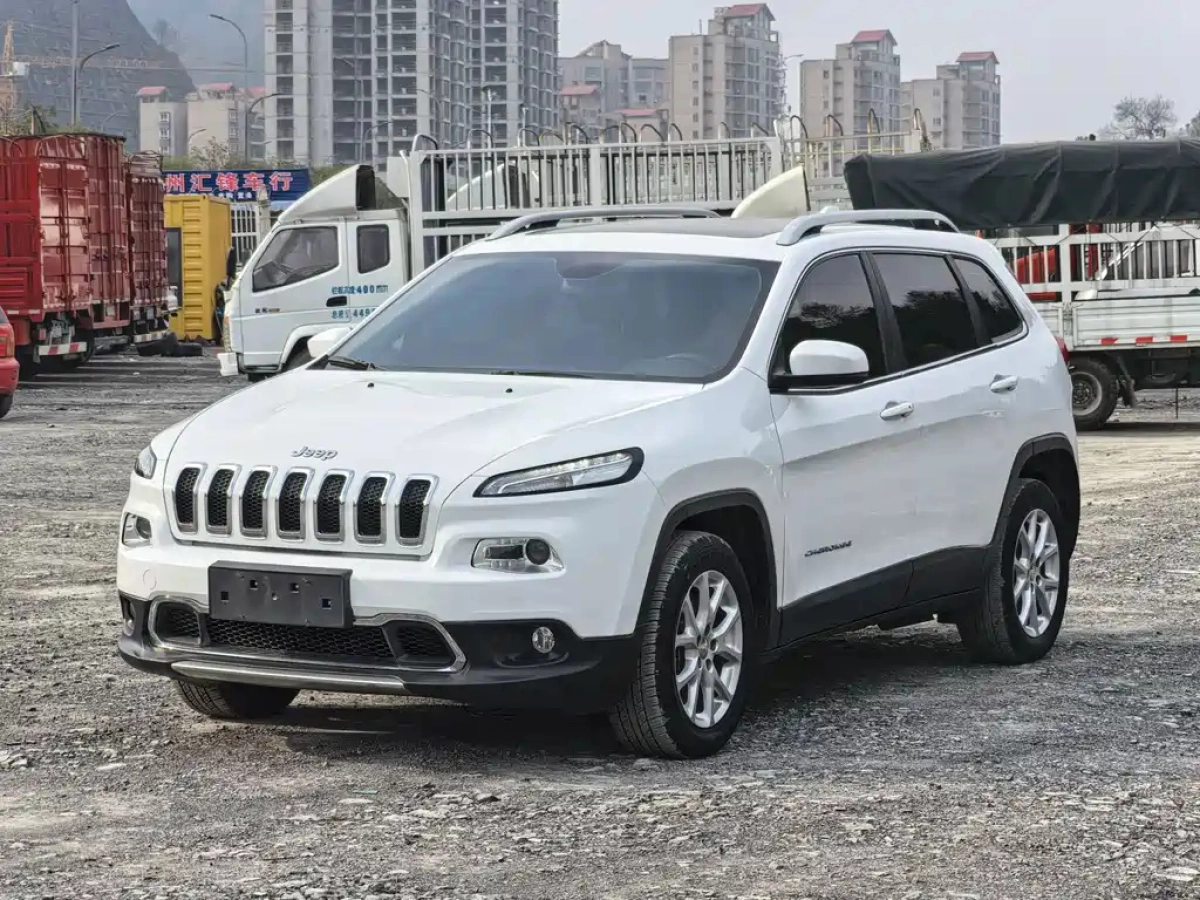 JEEP CHEROKEE
