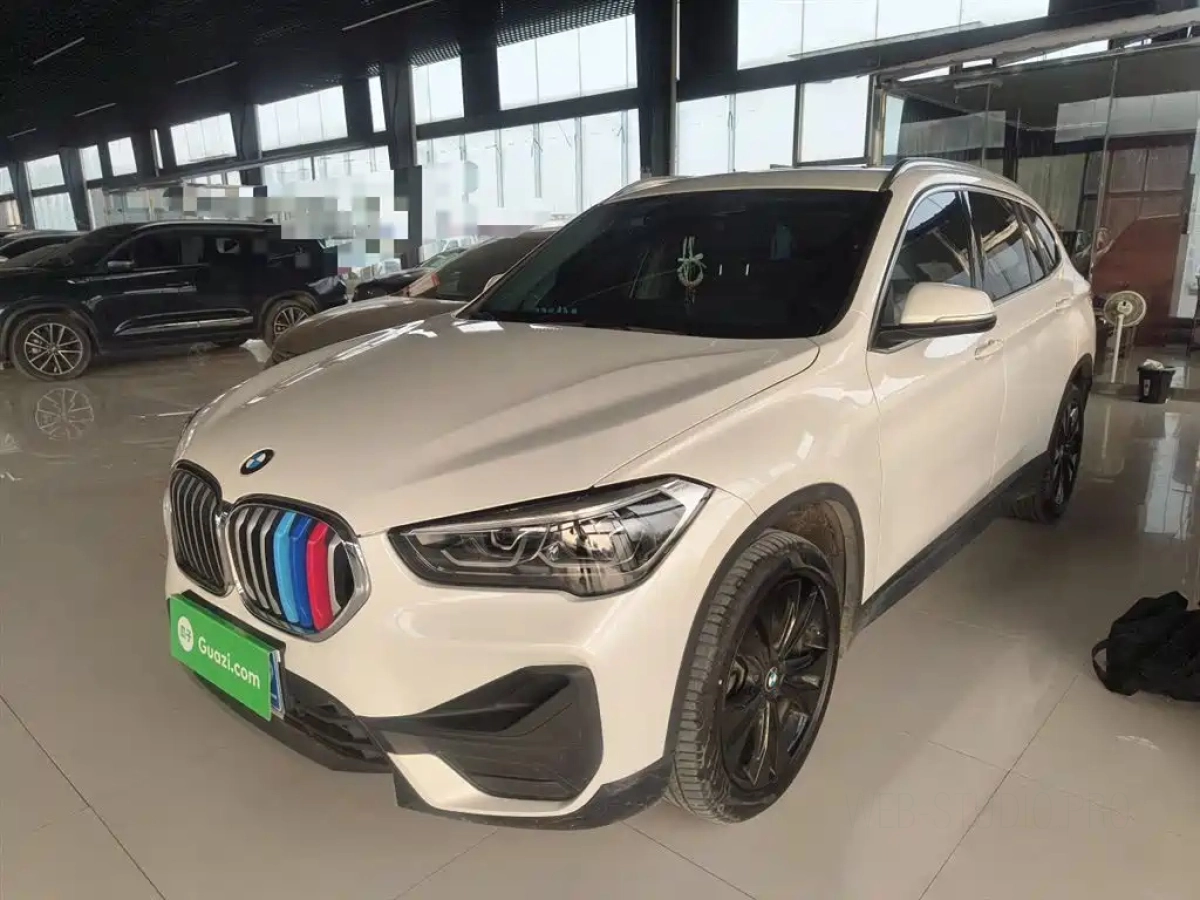 BMW X1  2021