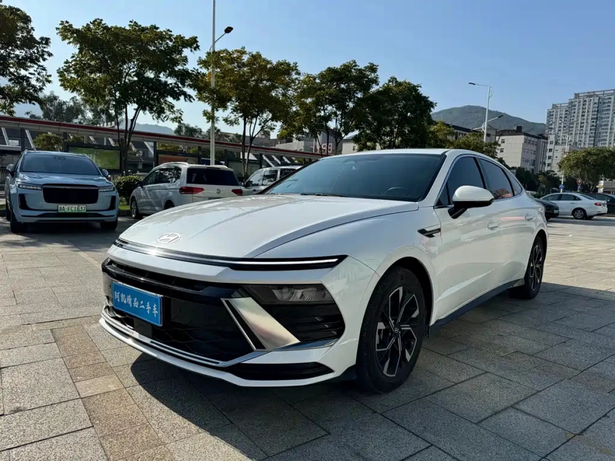 HYUNDAI SONATA  2025