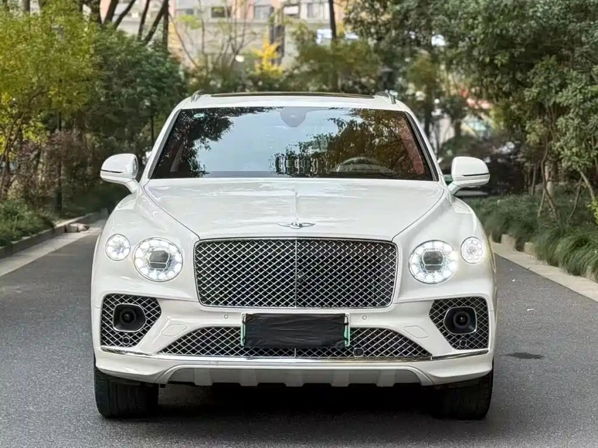 BENTLEY BENTAYGA PLUG IN HYBRID
