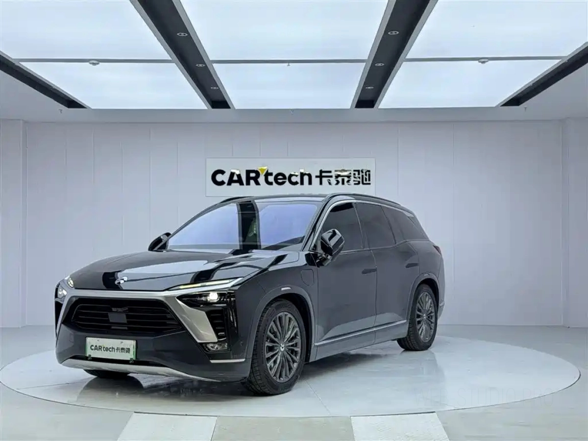 NIO ES8