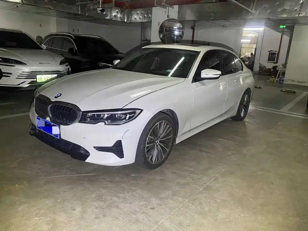 BMW 3-SERIES