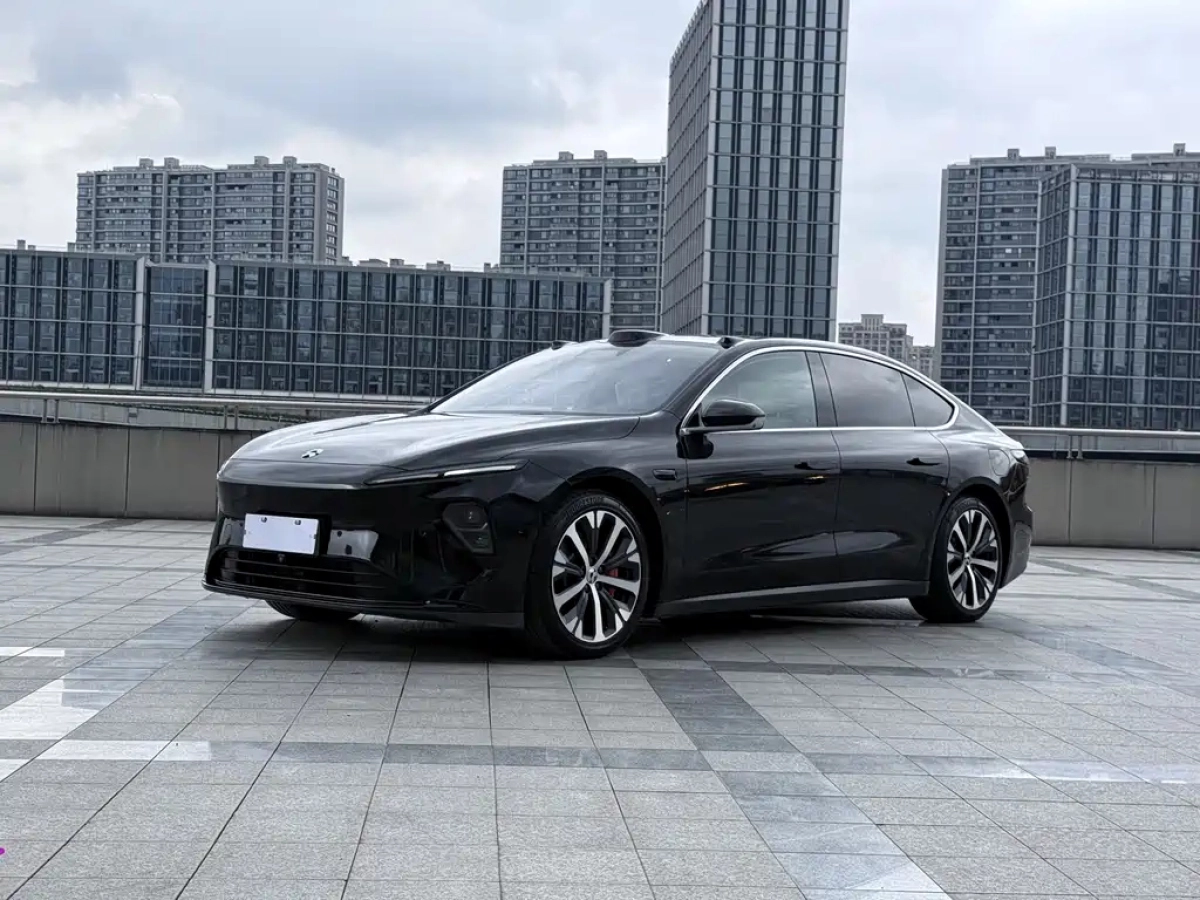 NIO ET7