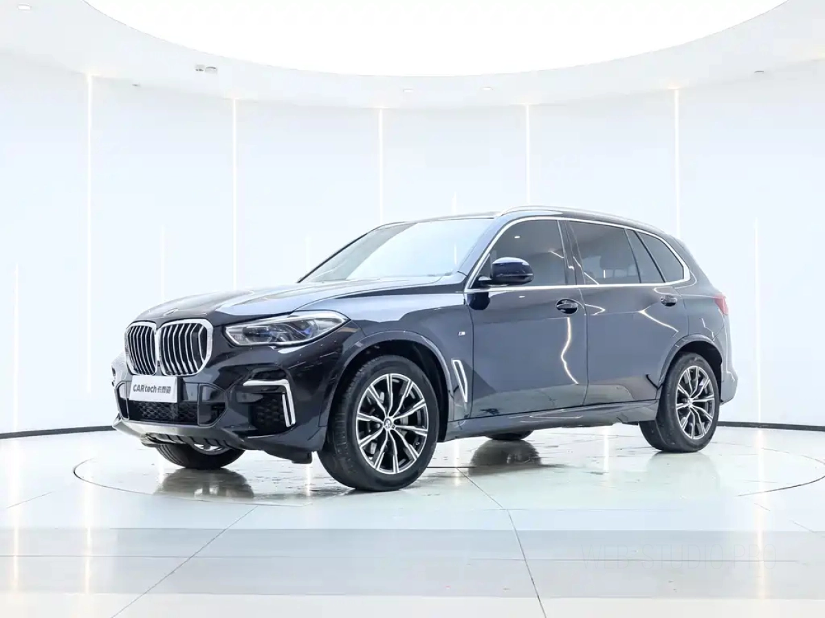 BMW X5  2023