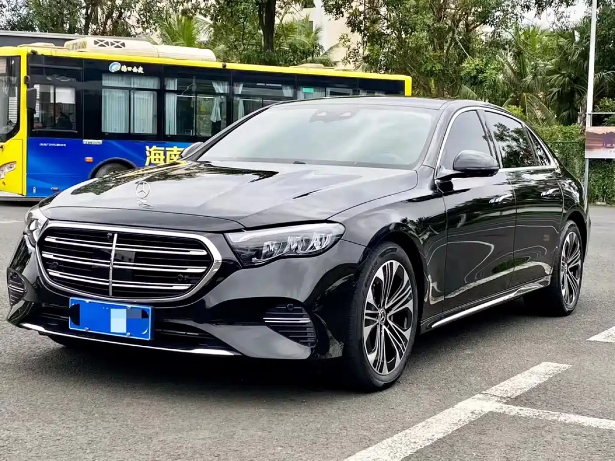 MERCEDES BENZ E-CLASS