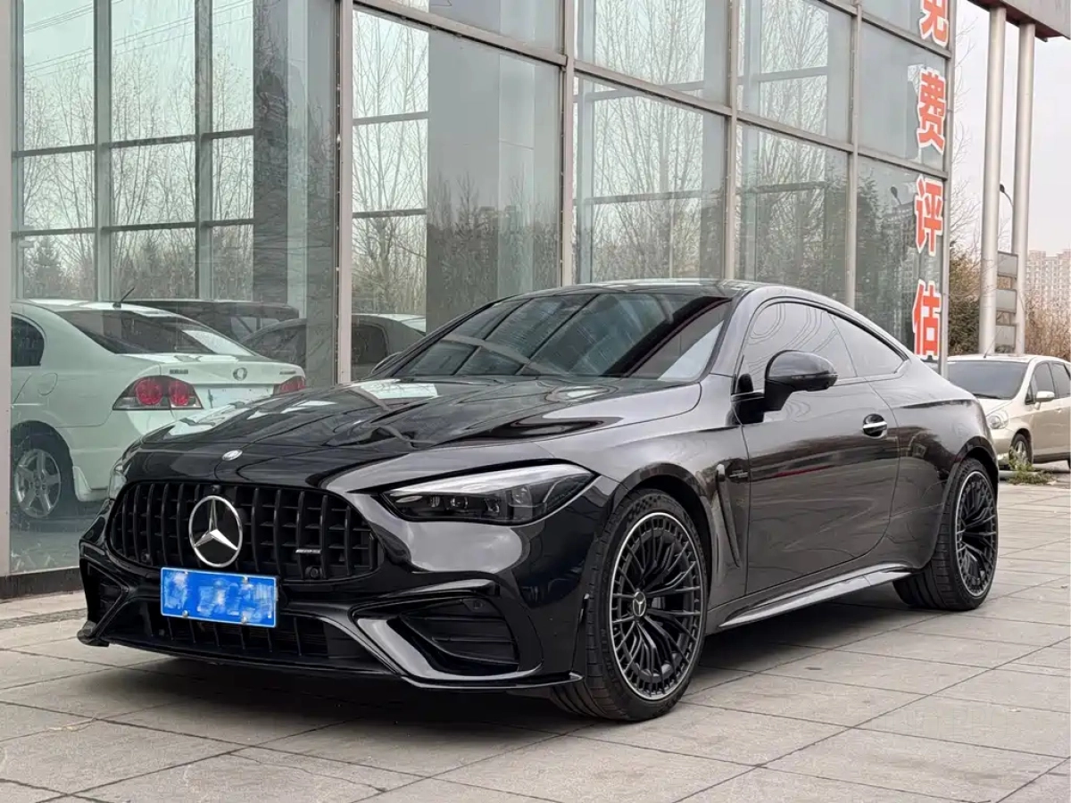 MERCEDES BENZ CLE AMG  2025