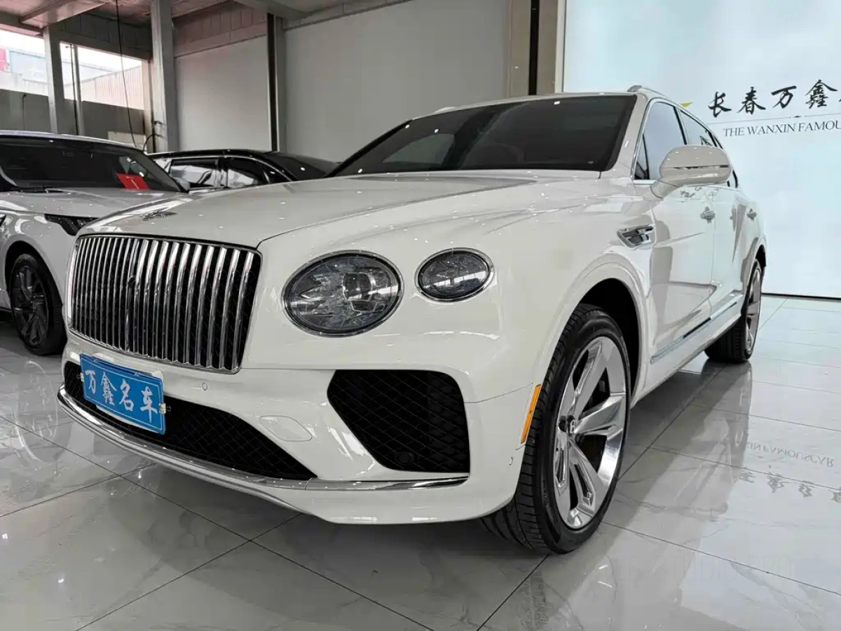 BENTLEY BENTAYGA  2025