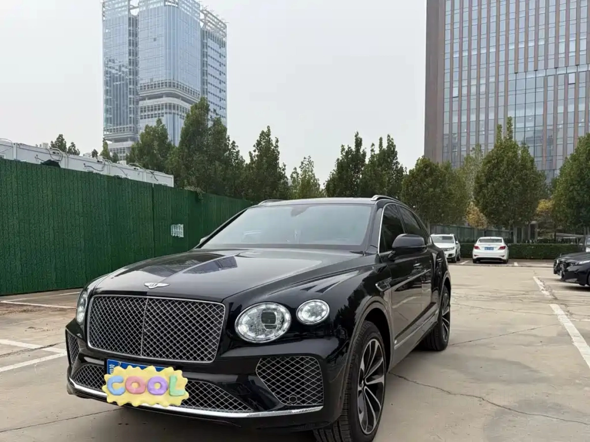 BENTLEY BENTAYGA  2021