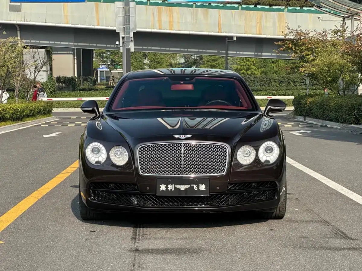 BENTLEY FLYING SPUR