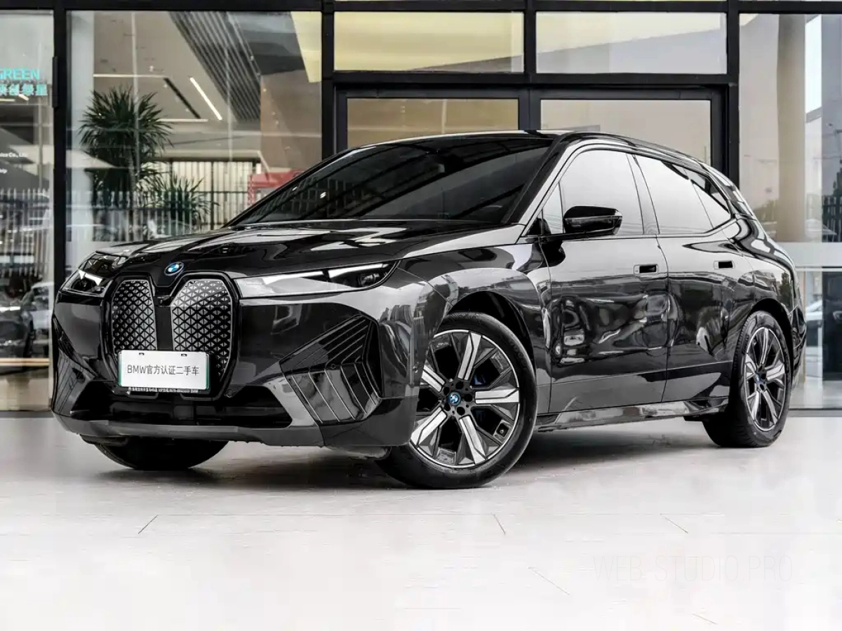 BMW IX