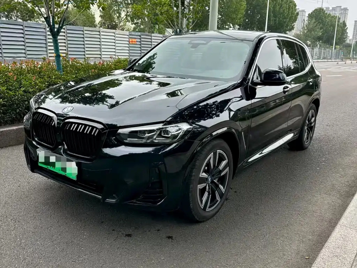 BMW IX3