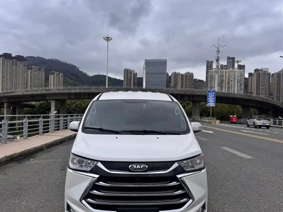 JAC REFINE REFINE M4