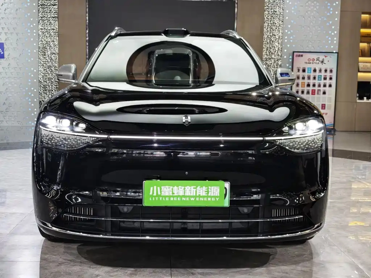 HUAWEI HARMON AITO M9