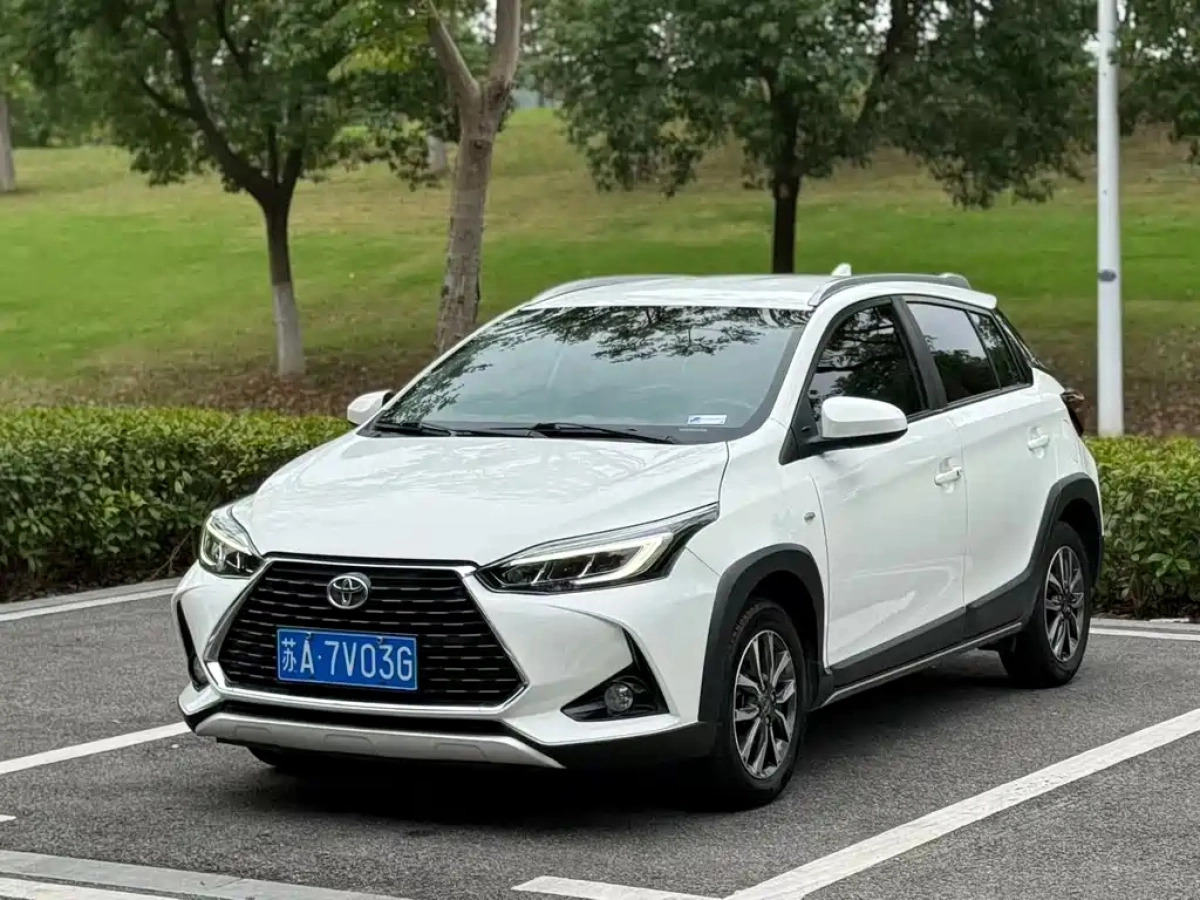 TOYOTA YARIS L DAZZLING  2022