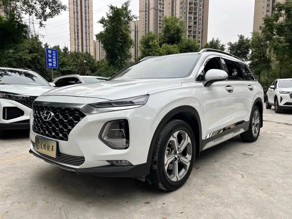 HYUNDAI SANTA FE