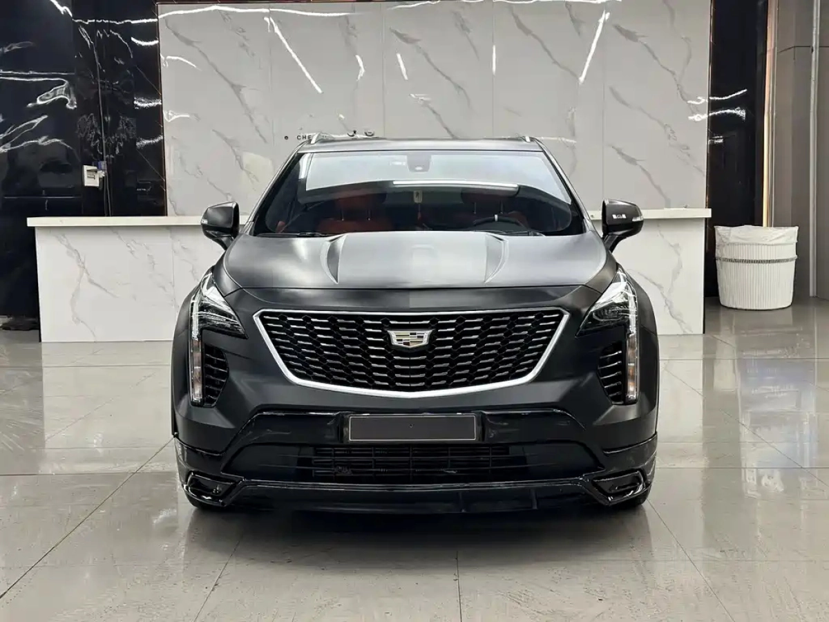 CADILLAC XT4