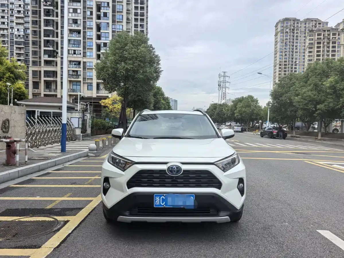 TOYOTA RAV4 RONGFANG