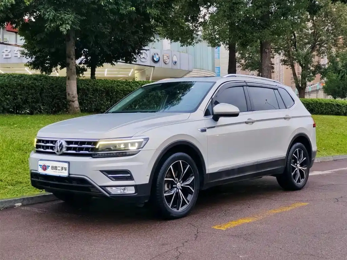 VOLKSWAGEN TIGUAN L  2019