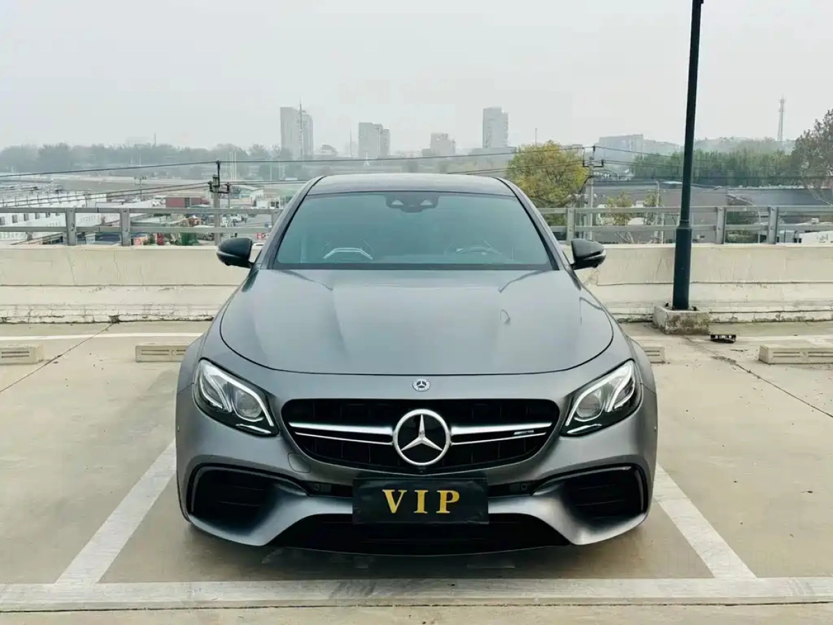 MERCEDES BENZ E-CLASS AMG  2020
