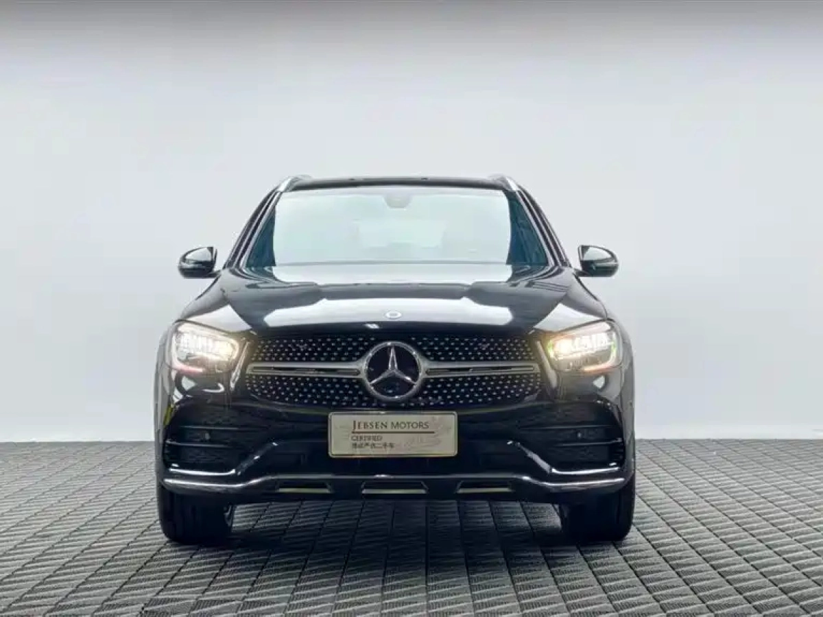 MERCEDES BENZ GLC