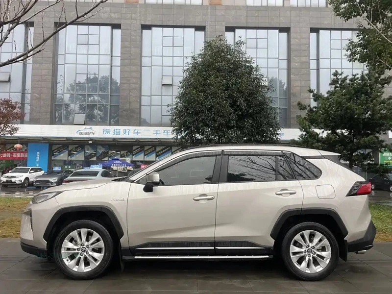 TOYOTA WILDLANDER