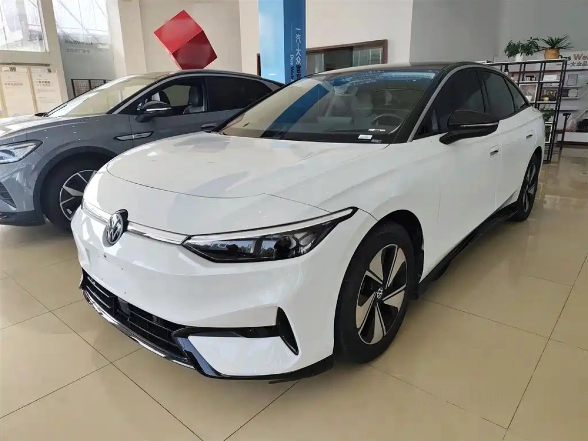 VOLKSWAGEN ID.7 VIZZION