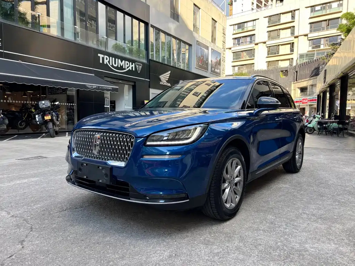 LINCOLN ADVENTURER  2020