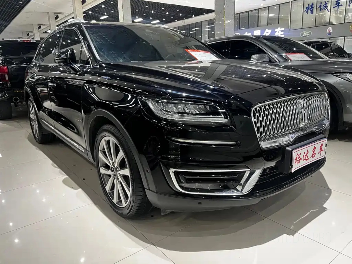 LINCOLN NAVIGATOR IMPORT