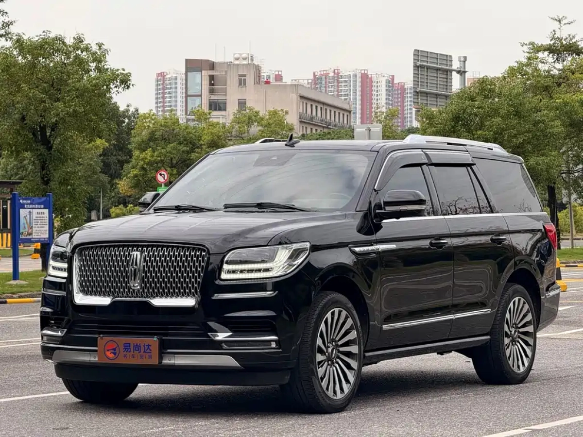 LINCOLN NAVIGATOR