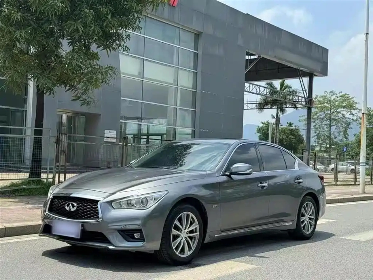 INFINITI Q50L  2022