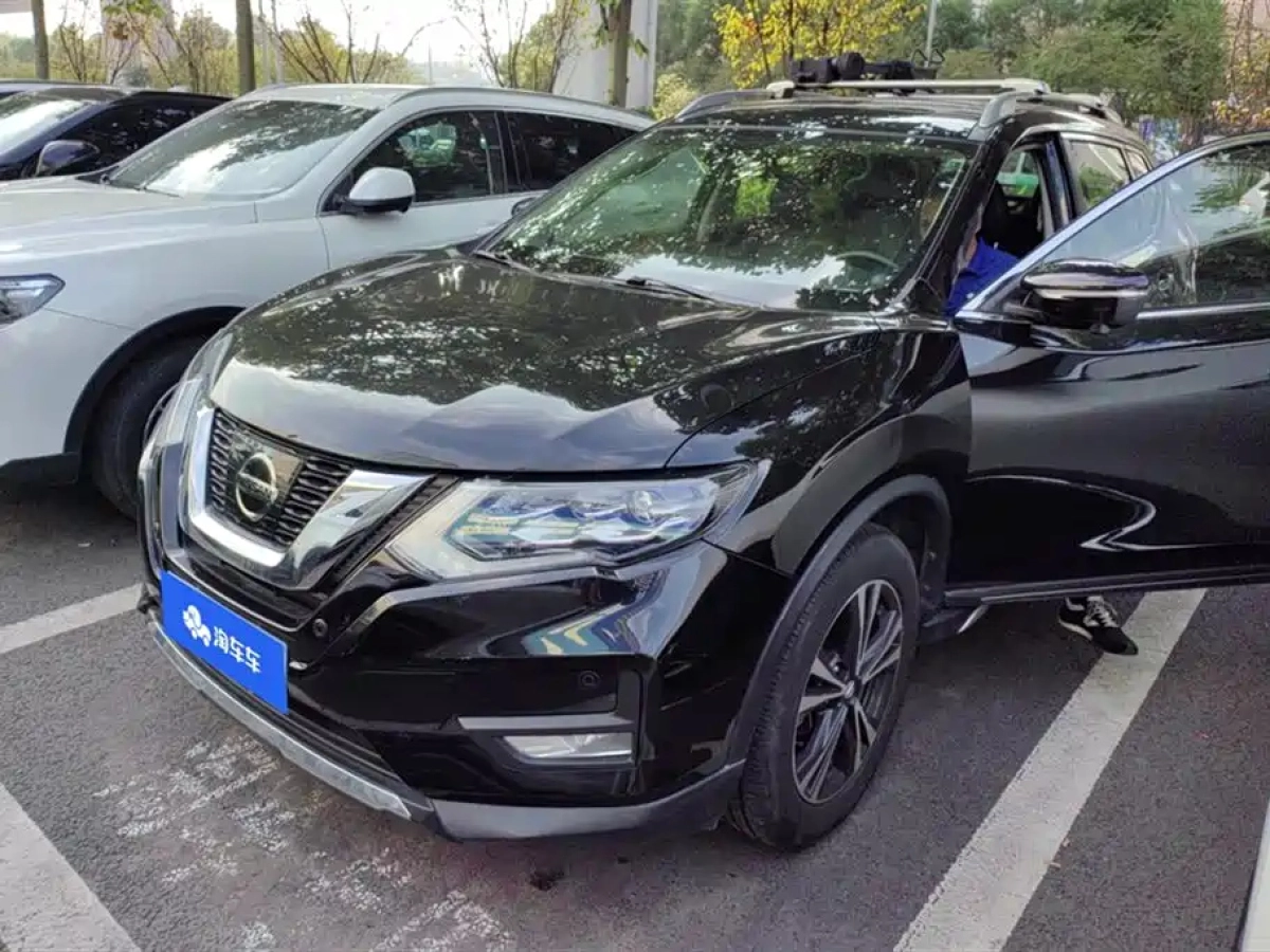 NISSAN X-TRAIL