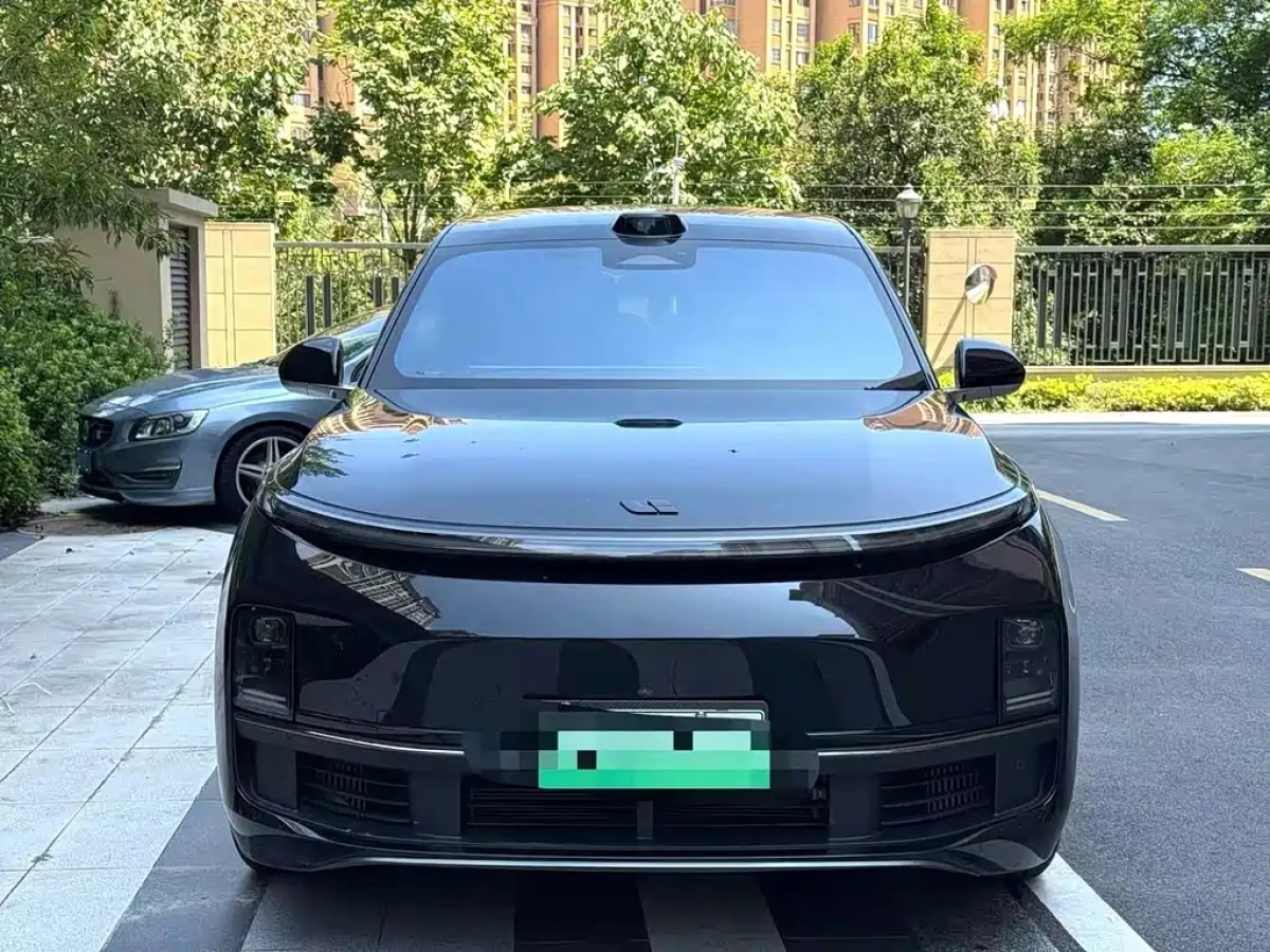 LI AUTO L8