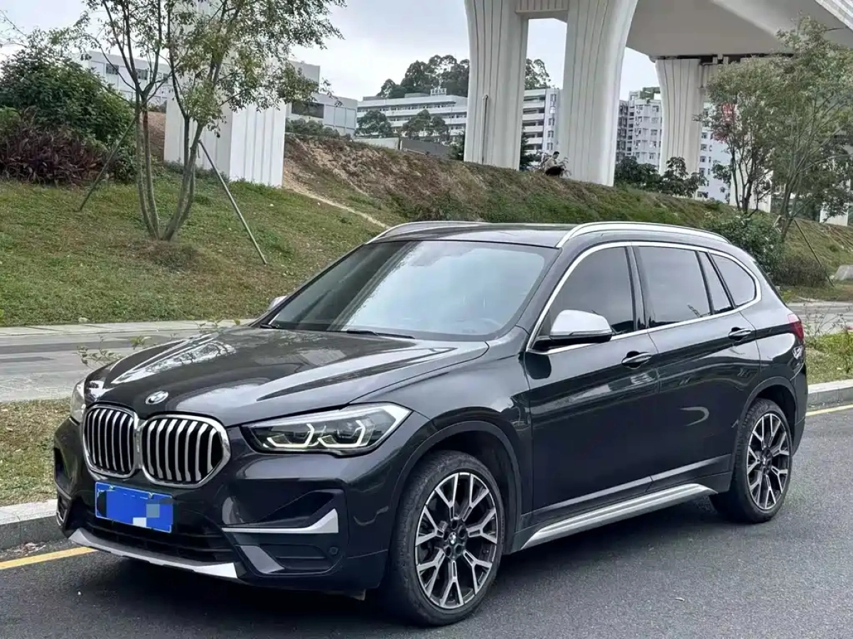 BMW X1  2022