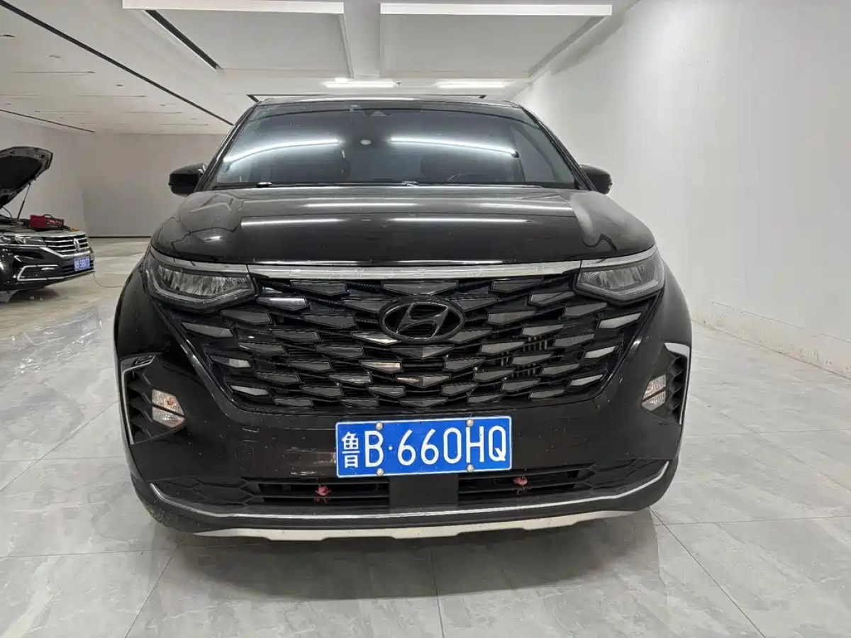 HYUNDAI CUSTO