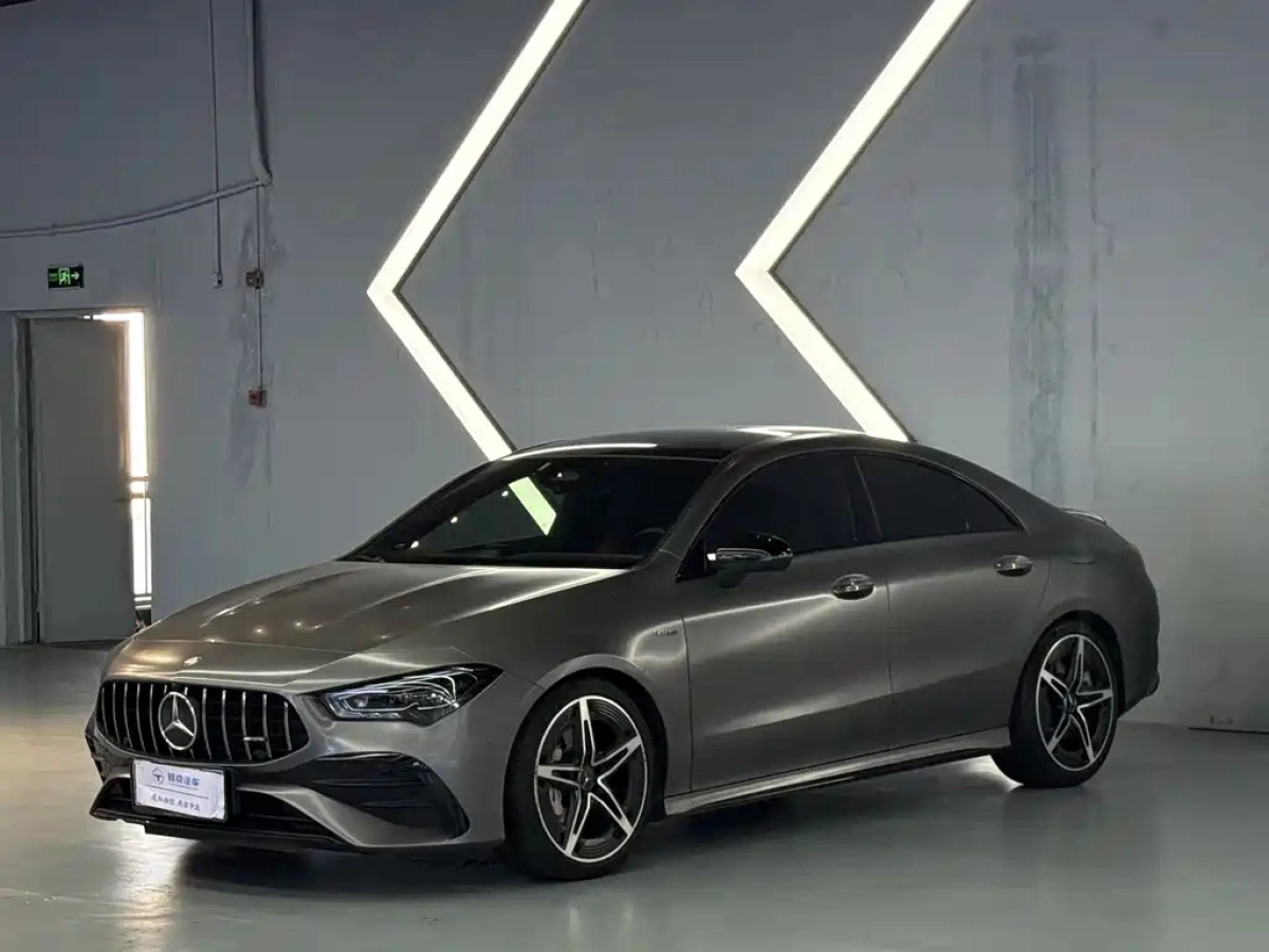MERCEDES BENZ CLA AMG  2024