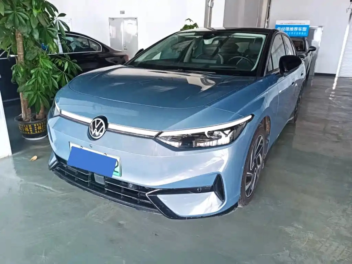 VOLKSWAGEN ID.7 VIZZION