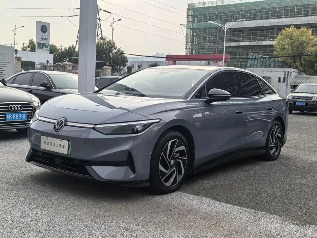 VOLKSWAGEN ID.7 VIZZION