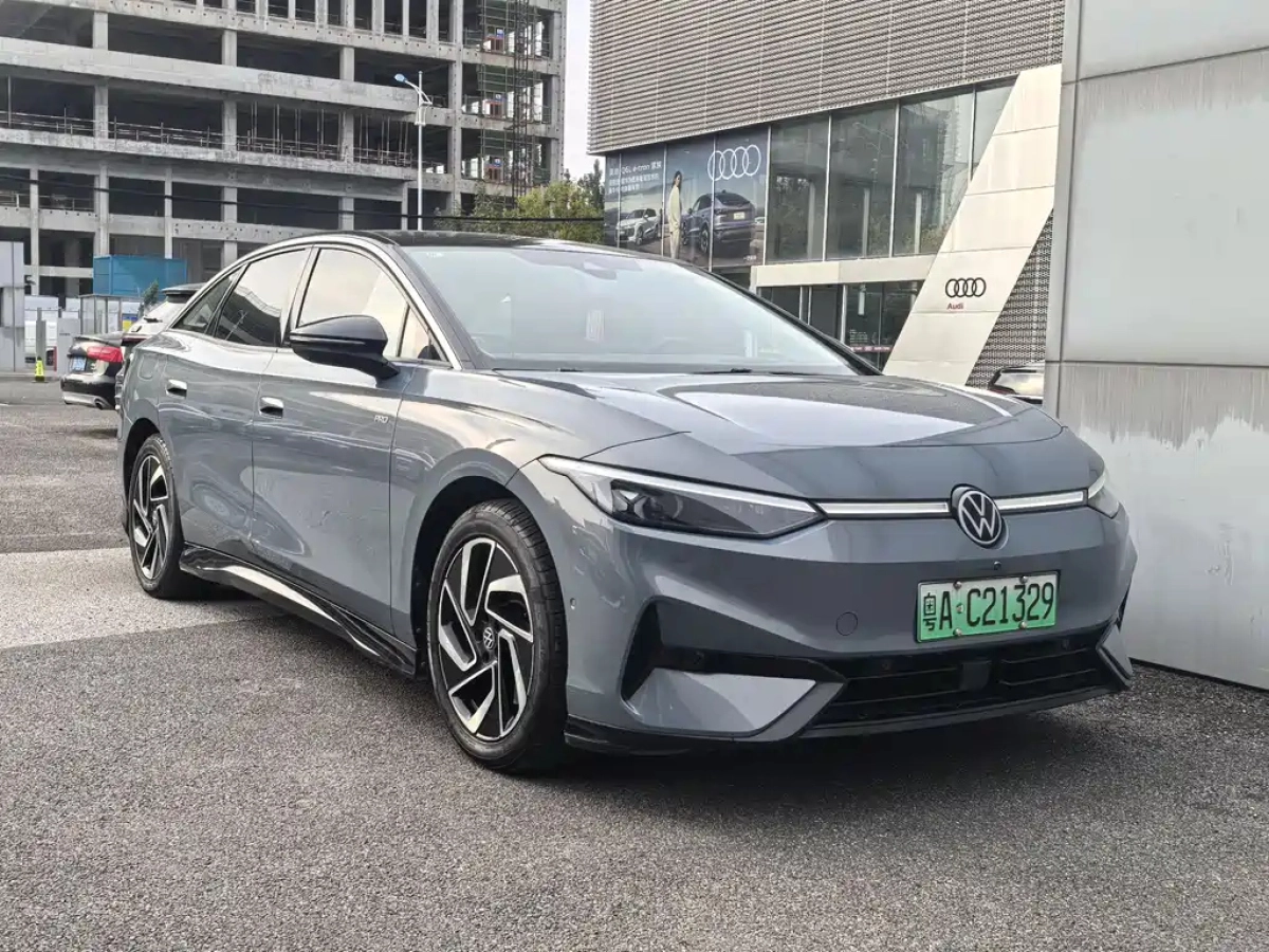 VOLKSWAGEN ID.7 VIZZION