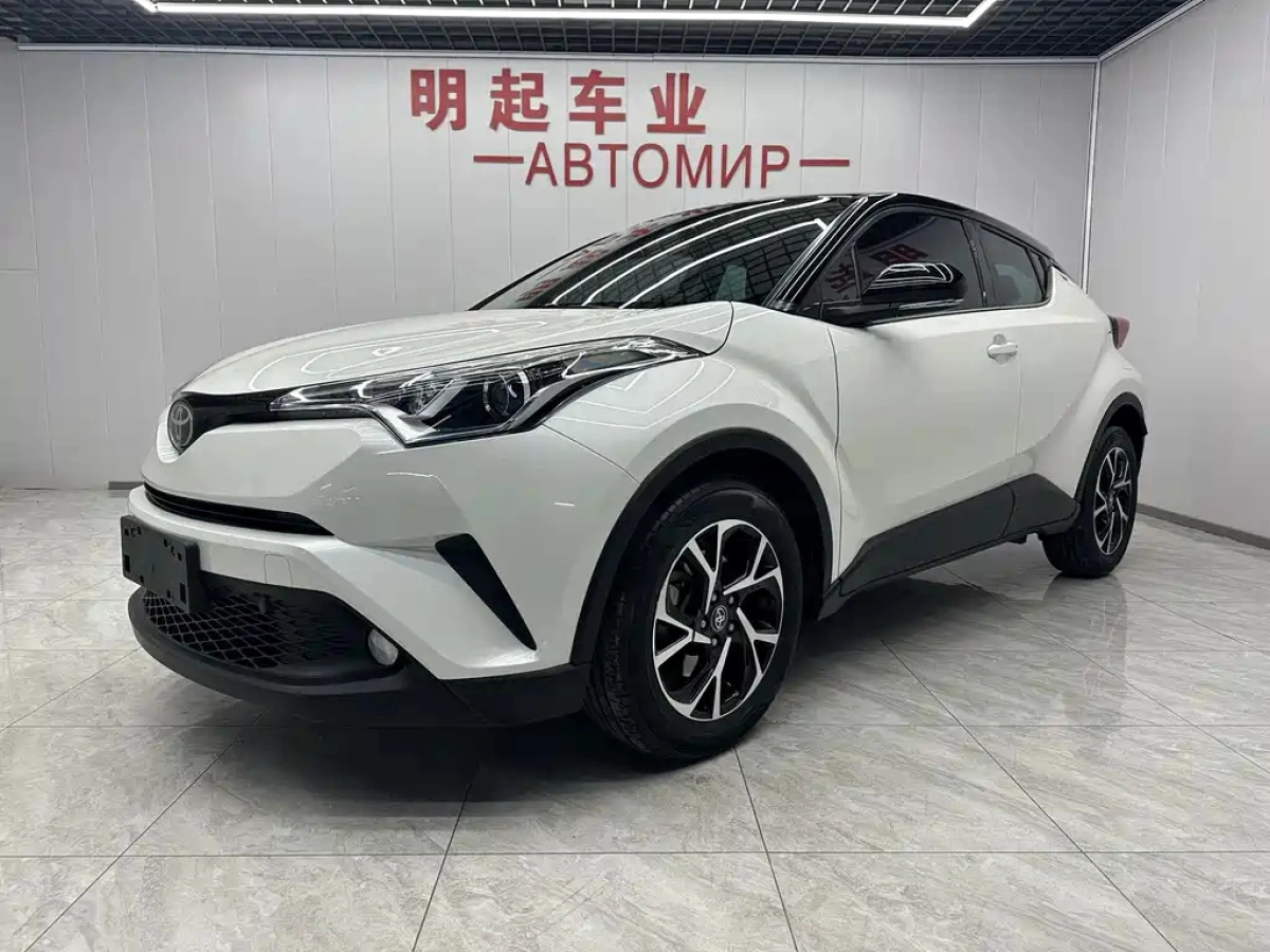 TOYOTA C-HR  2021