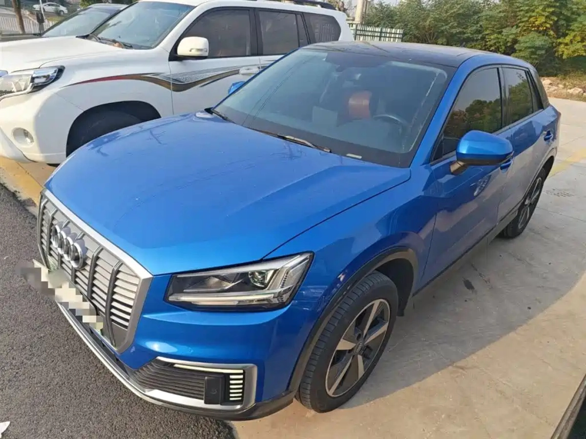 AUDI Q2L E-TRON  2020