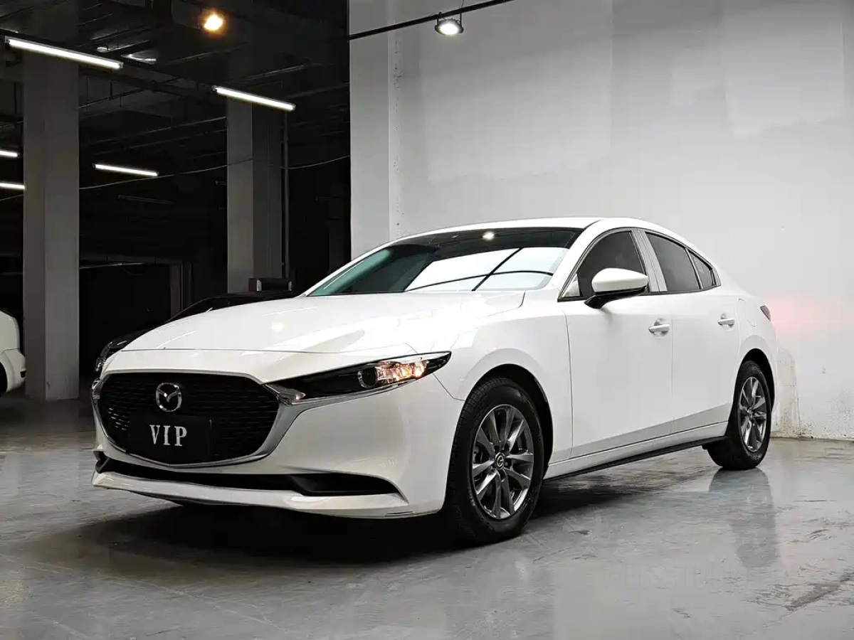 MAZDA 3 AXELA