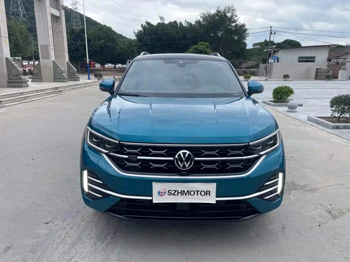VOLKSWAGEN TAYRON