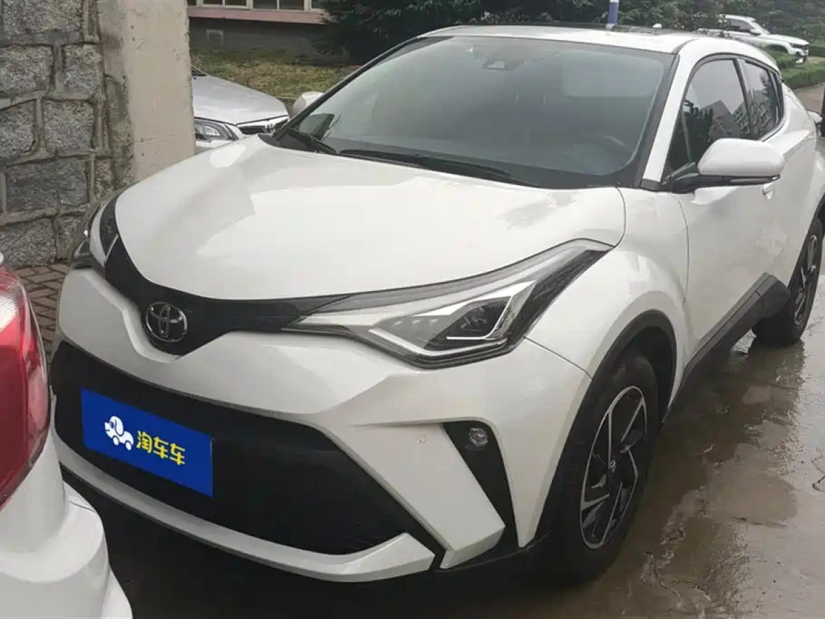 TOYOTA C-HR  2022