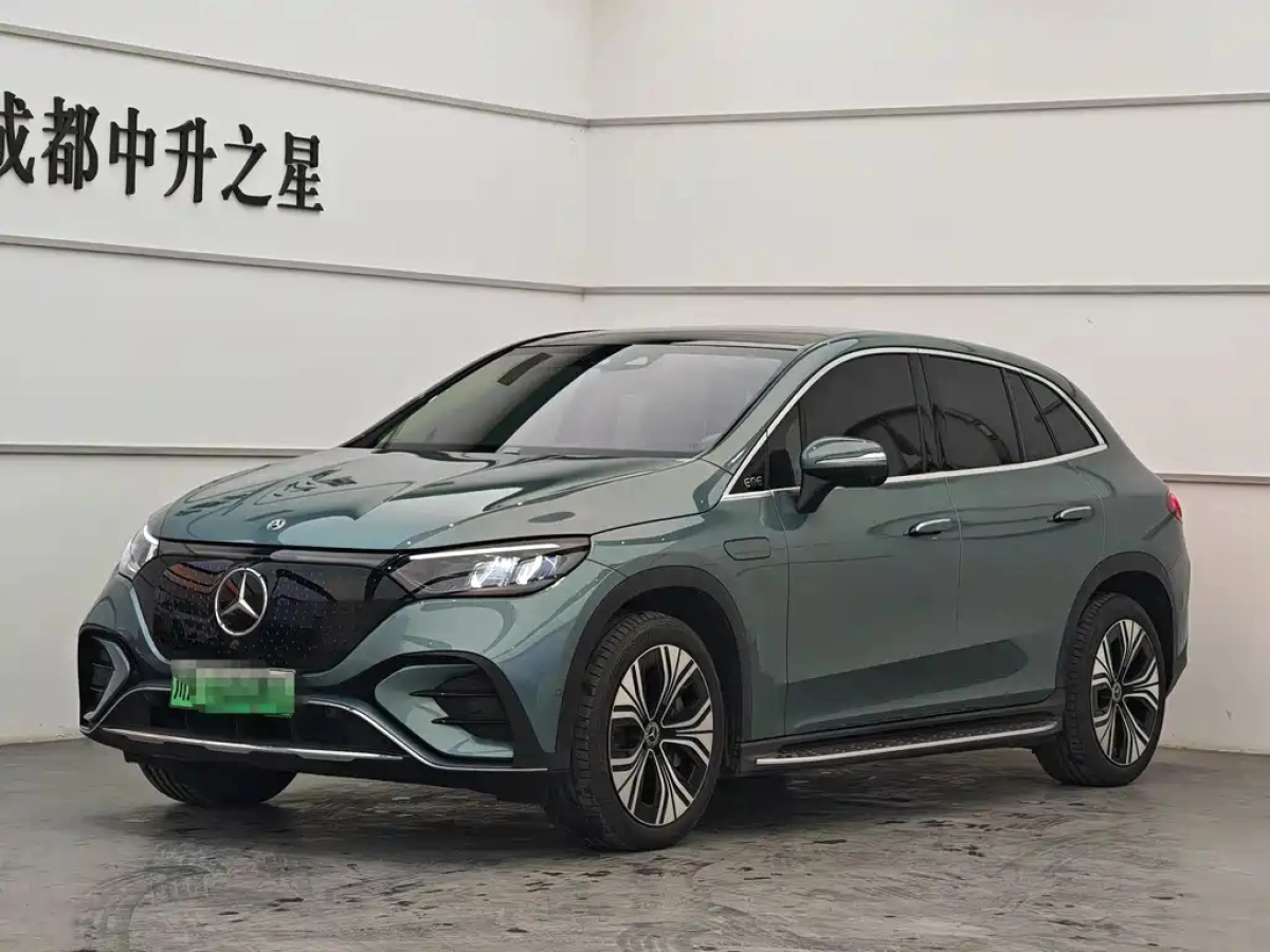 MERCEDES BENZ EQE SUV  2024