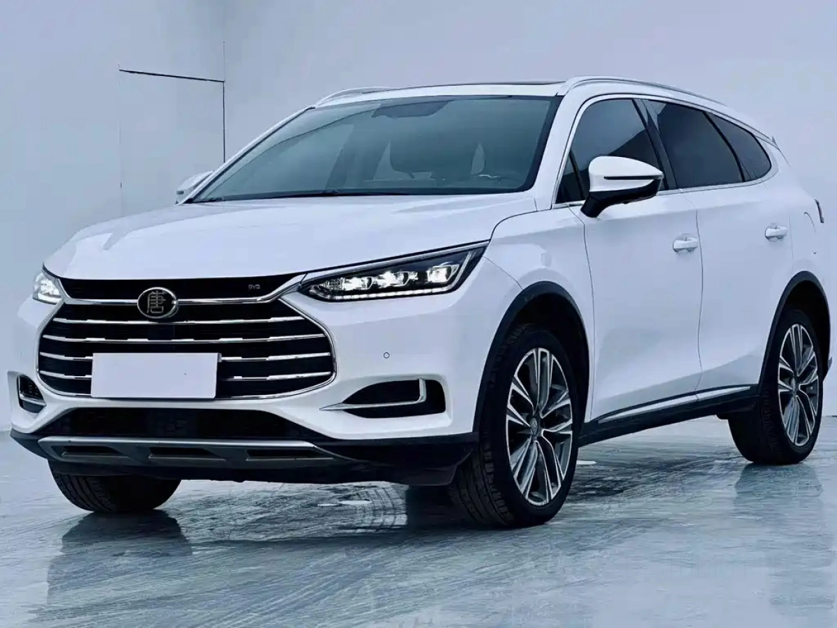 BYD TANG  2020