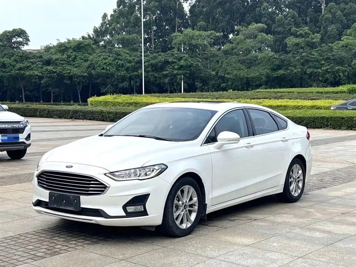 FORD MONDEO  2021