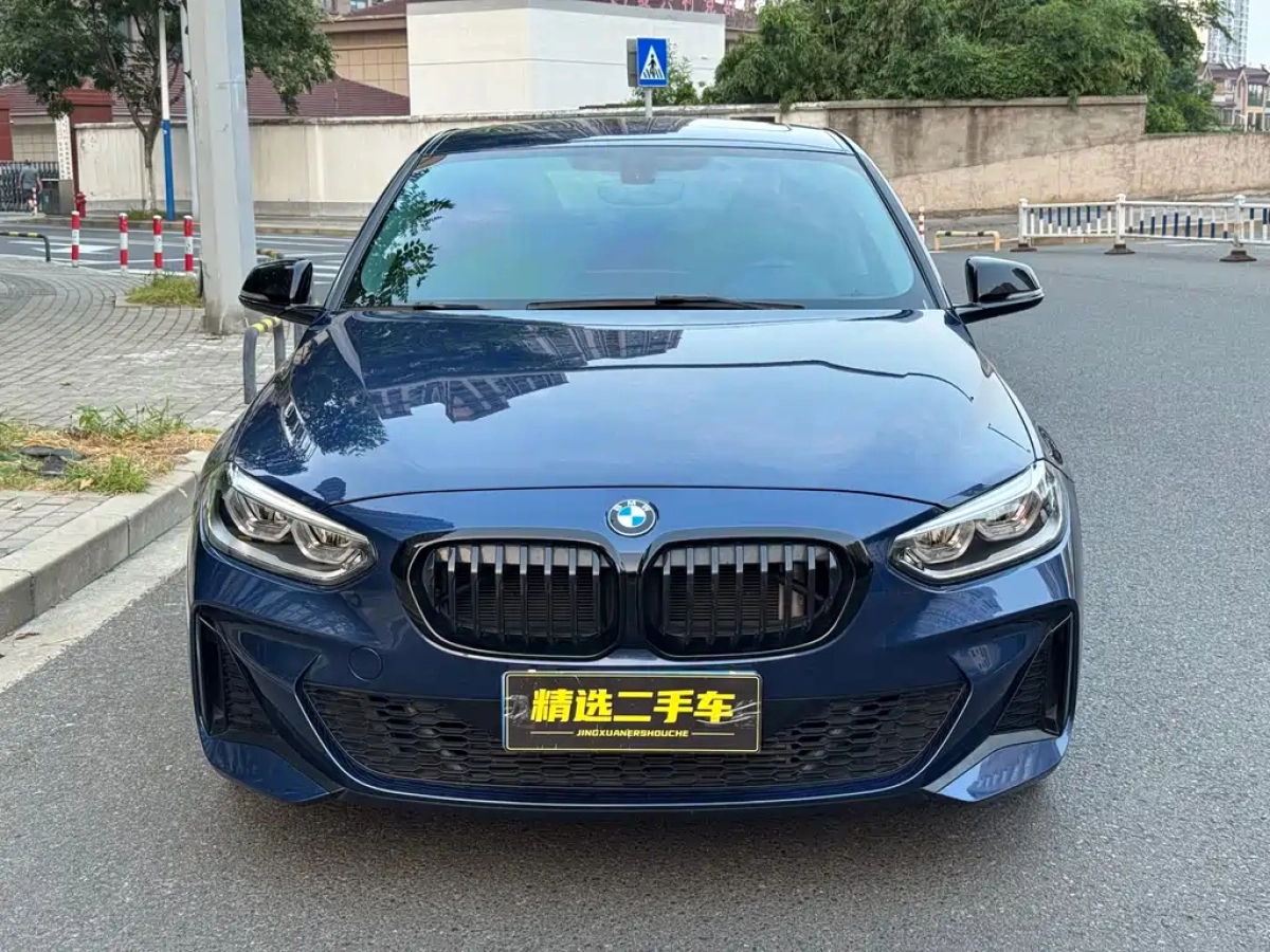 BMW 1-SERIES